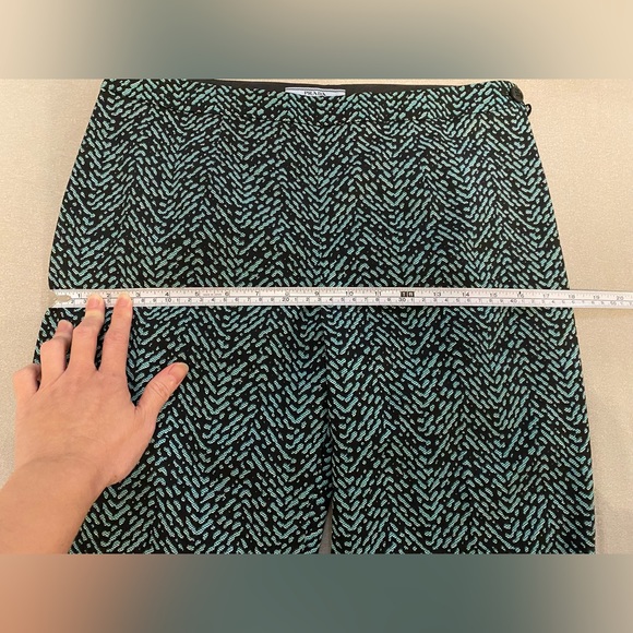 Authentic Prada pants - Picture 8 of 11